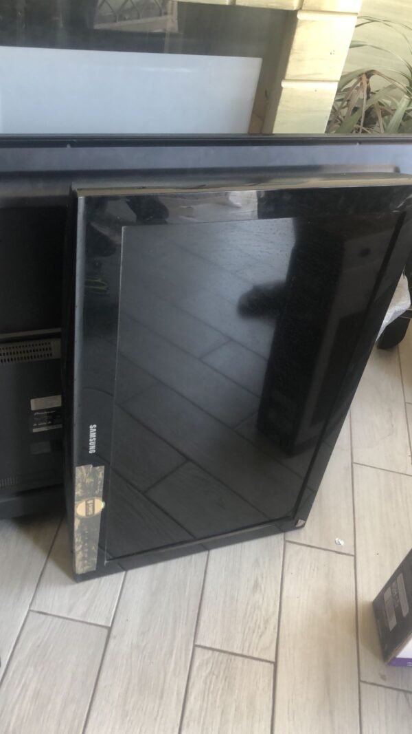 SAMSUNG 32 TRC P - Image 3