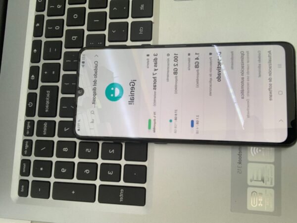 Samsung Galaxy a20 - Image 2