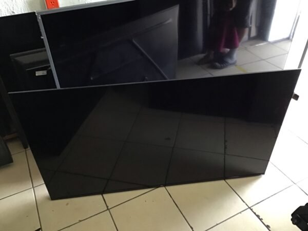 Pantalla TCL 55”  SC-G - Image 3