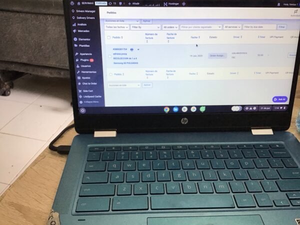 Computadora azul hp