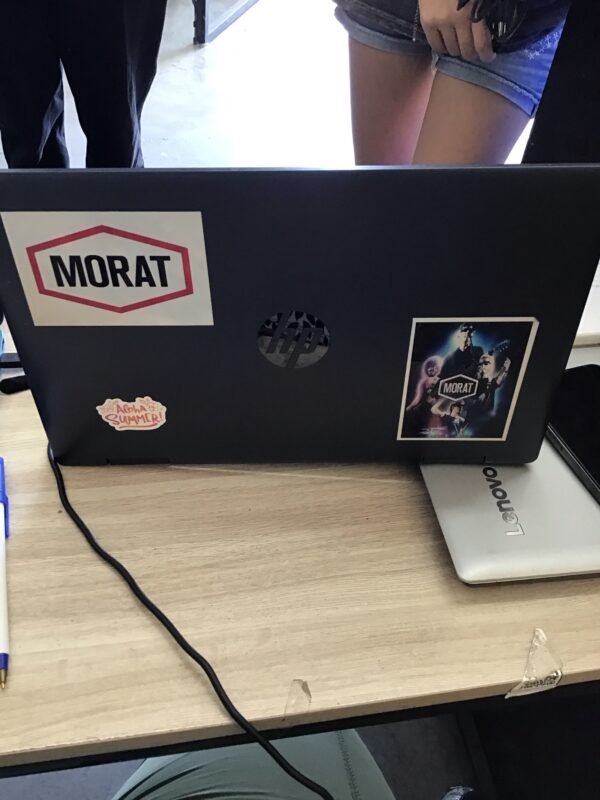 Laptop hp gris