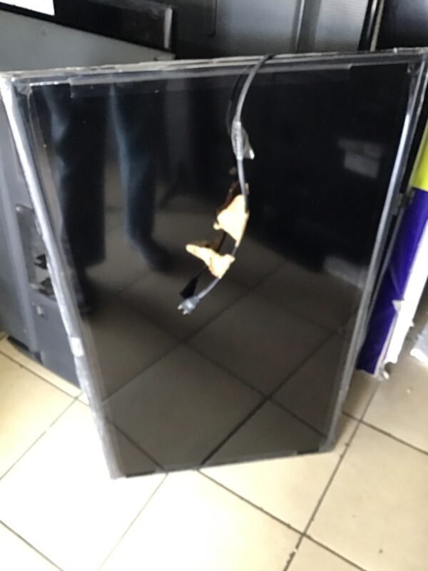 Pantalla TCL- 42” SC-G - Image 3
