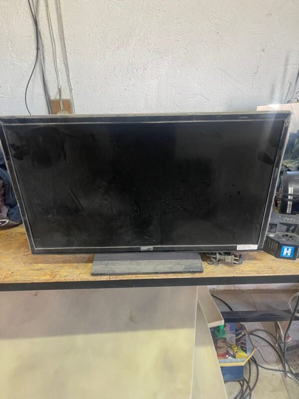 32 PULGADAS pantalla sanyo P.<TRC