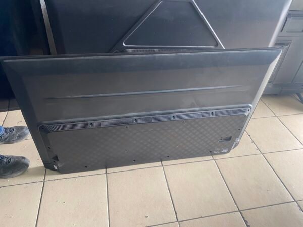 Pantalla Hisense 55” SC-G - Image 3
