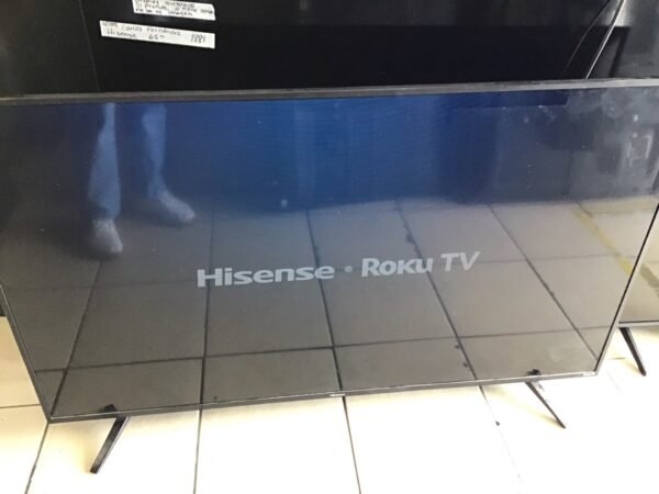 Pantalla Hisense 55” SC-G^ - Image 3