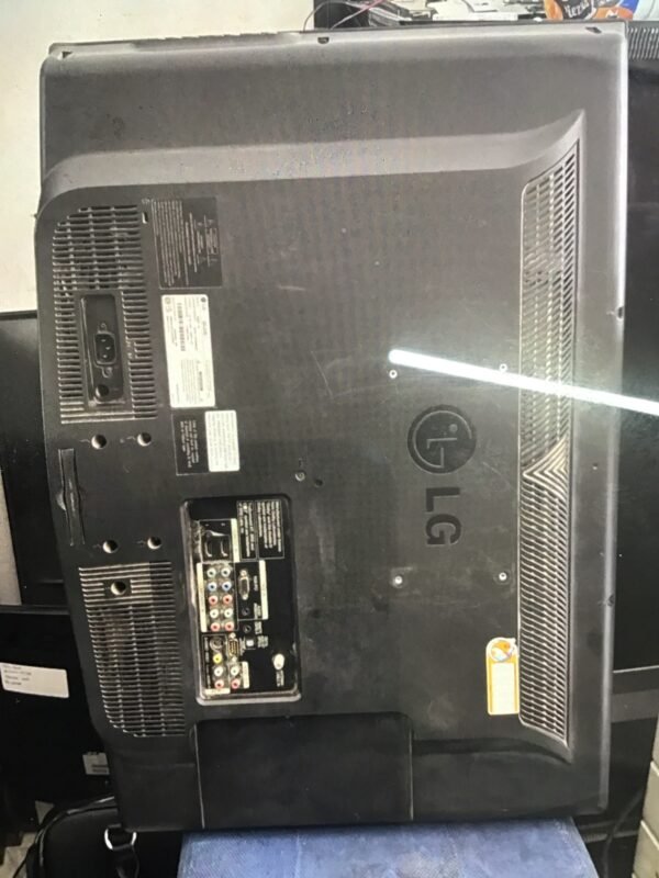 LG 32 pulgadas P-.TRC