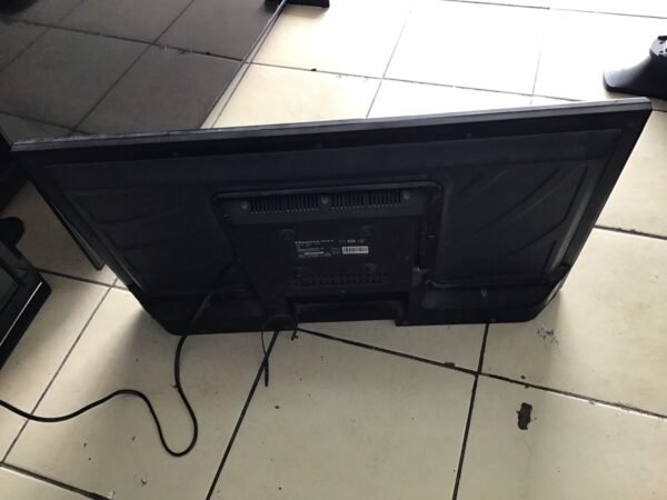 Pantalla Hisense 32” SC-G - Image 2